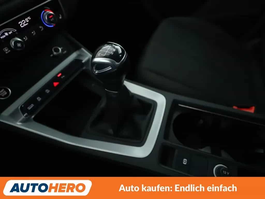 Audi Q3 Sportback 35 TFSI ACT S line*NAVI*TEMPO*PDC* 02/2021-photo-22