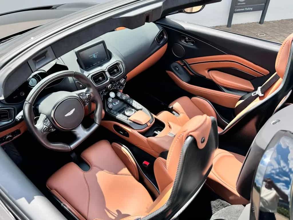 Aston Martin V12 Vantage /Q -Options/ 118 of 249 limited 04/2023-photo-8