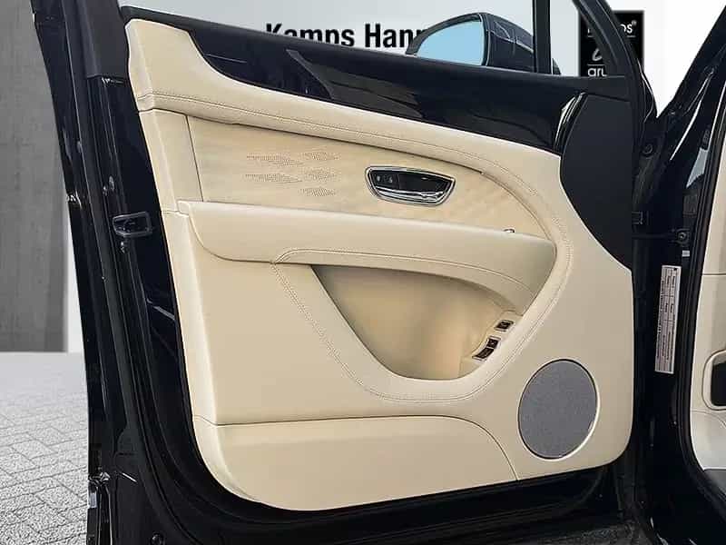 Bentley Bentayga EWB V8 Atelier *Touring*AHZV*RSE* null-photo-11