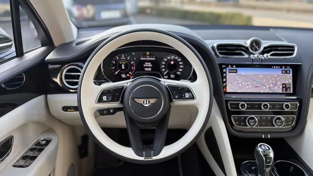 Bentley Bentayga EWB V8 Atelier *Touring*AHZV*RSE* null-photo-23