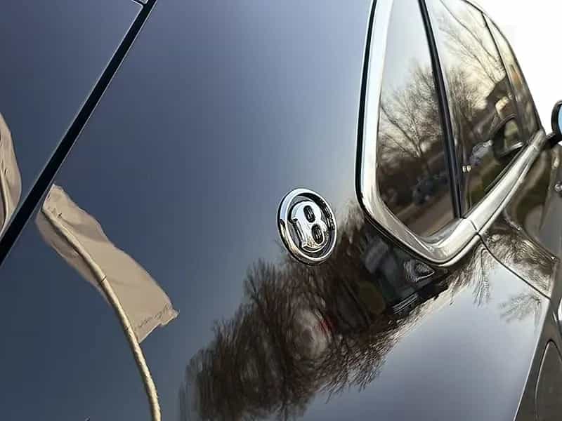 Bentley Bentayga EWB V8 Atelier *Touring*AHZV*RSE* null-photo-8