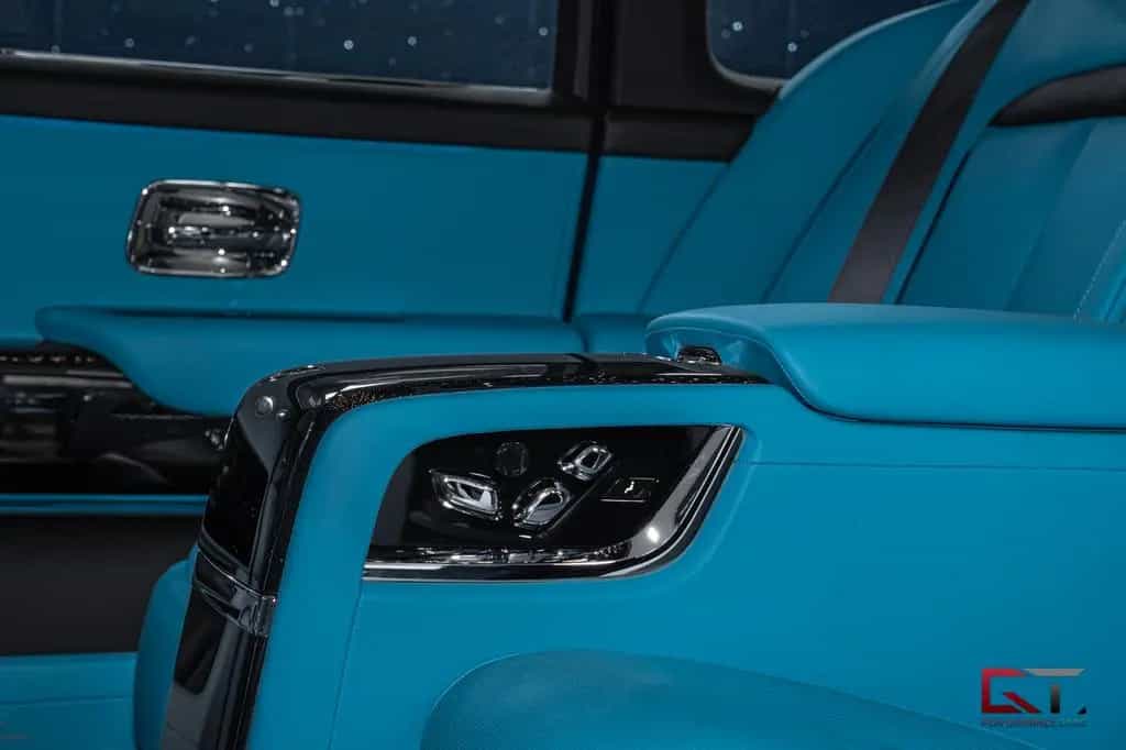 Rolls-Royce Cullinan Series II PD2026 4-Seats 23" Stars null-photo-32