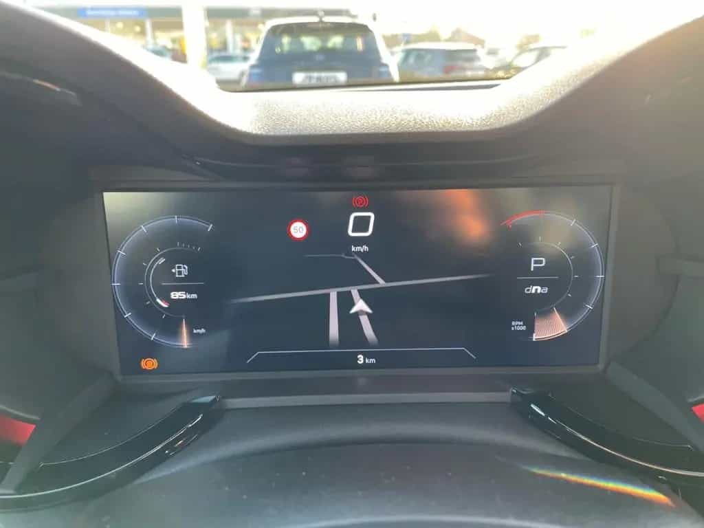 Alfa Romeo Junior Ibrida SPECIALE+SCHIEBEDACH+NAVI+ELSITZE+ 11/2025-photo-19