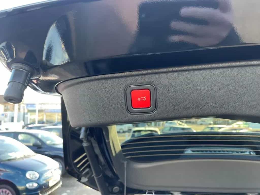 Alfa Romeo Junior Ibrida SPECIALE+SCHIEBEDACH+NAVI+ELSITZE+ 11/2025-photo-7