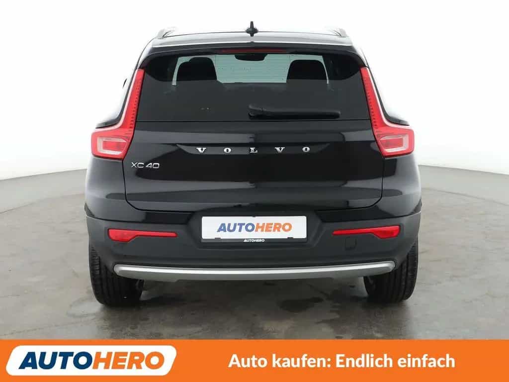 Volvo XC40 1.5 T2 Momentum 2WD*TEMPO*CAM*PDC*ALU* 02/2022-photo-4
