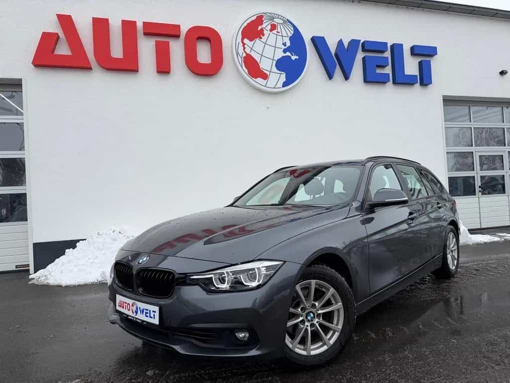 BMW 3 Series 320i Advantage Aut. LED Navi el. Heckklappe USB 06/2018-photo-29