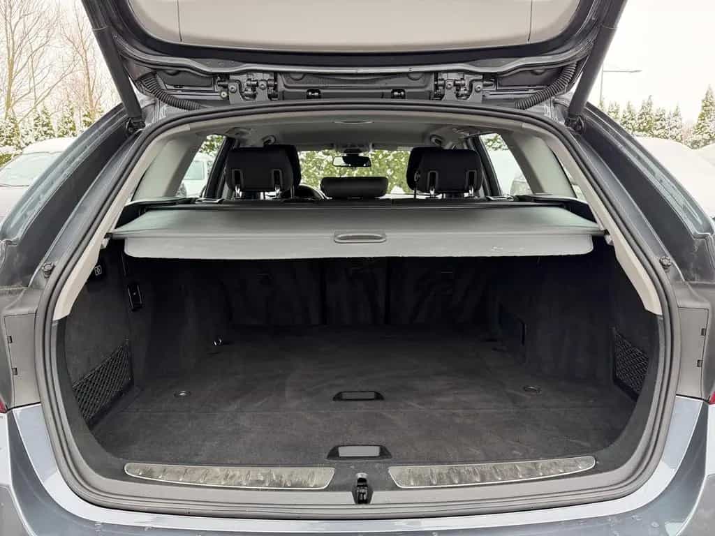 BMW 3 Series 320i Advantage Aut. LED Navi el. Heckklappe USB 06/2018-photo-8