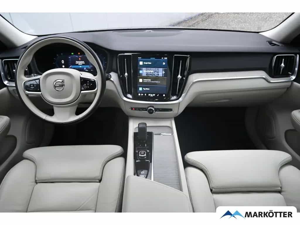 Volvo V60 B4 Plus Bright ACC/AHK/Memory/Schiebedach 12/2022-photo-1