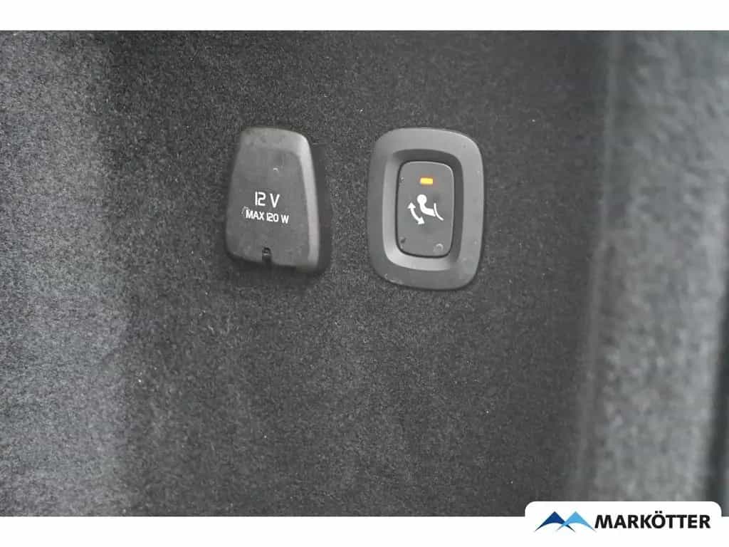 Volvo V60 B4 Plus Bright ACC/AHK/Memory/Schiebedach 12/2022-photo-11