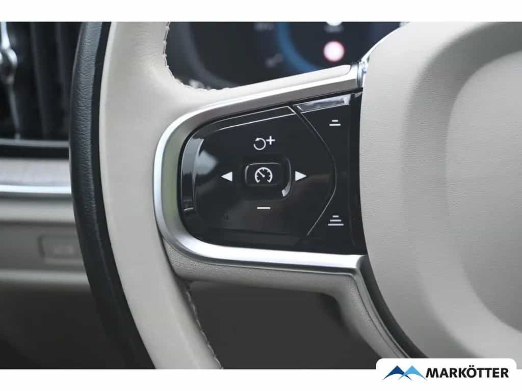 Volvo V60 B4 Plus Bright ACC/AHK/Memory/Schiebedach 12/2022-photo-24