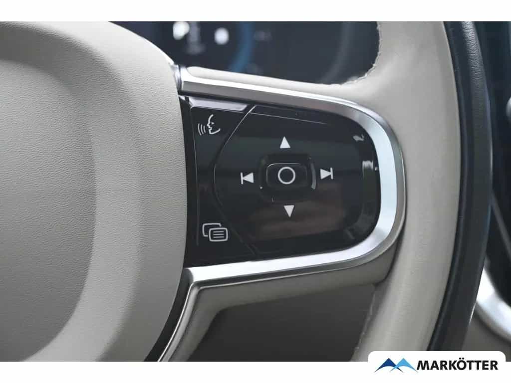 Volvo V60 B4 Plus Bright ACC/AHK/Memory/Schiebedach 12/2022-photo-25