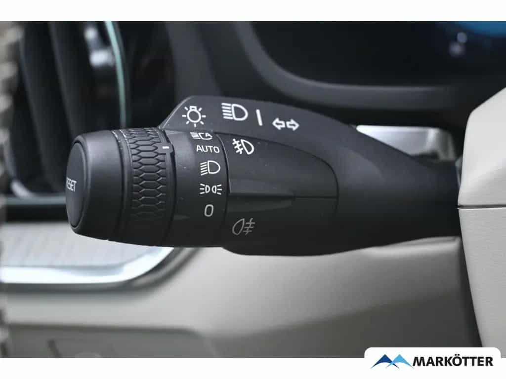 Volvo V60 B4 Plus Bright ACC/AHK/Memory/Schiebedach 12/2022-photo-26