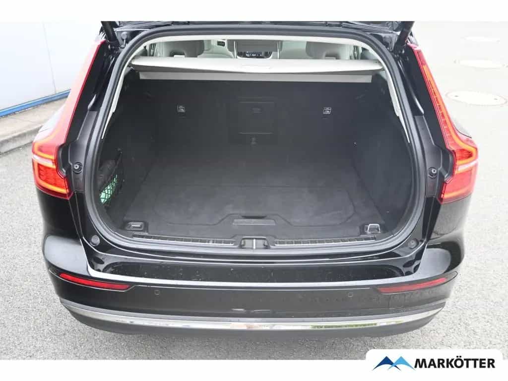 Volvo V60 B4 Plus Bright ACC/AHK/Memory/Schiebedach 12/2022-photo-7