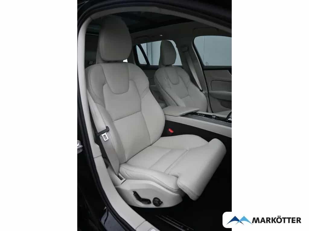 Volvo V60 B4 Plus Bright ACC/AHK/Memory/Schiebedach 12/2022-photo-9