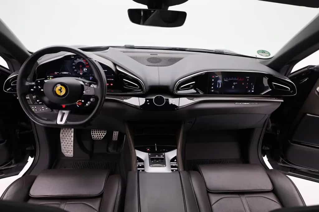 Ferrari Purosangue - FERRARI HAMBURG 12/2023-photo-19