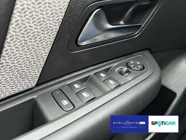 Citroën C4 1.2 PureTech 130 Max *Navi, C4 1.2 PureTech 1 11/2023-photo-17