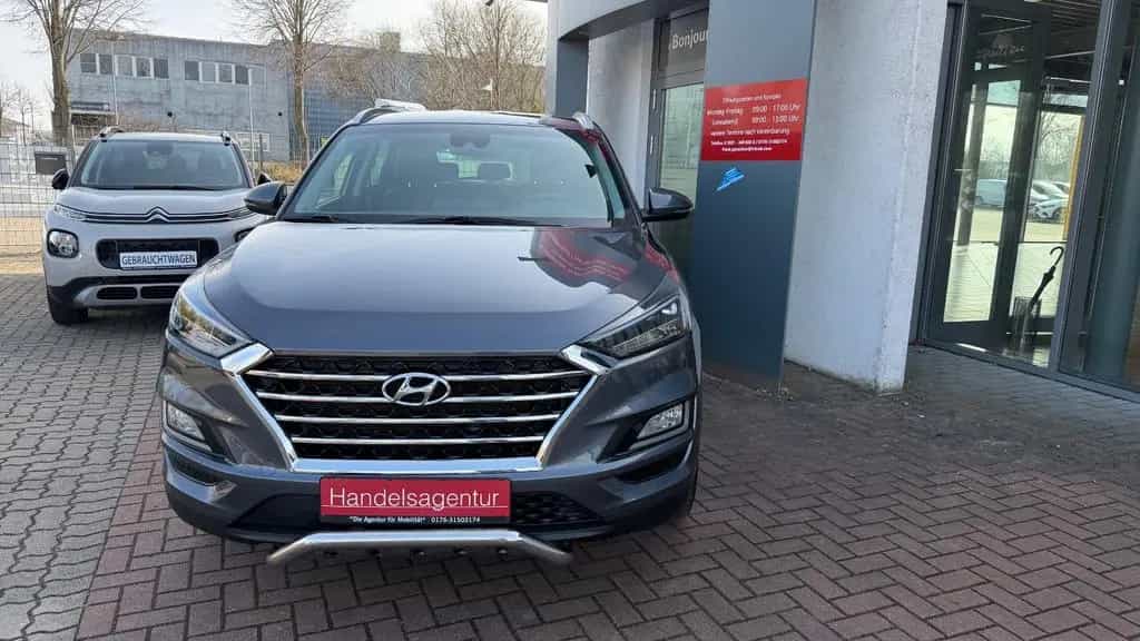 Hyundai TUCSON 1.6 Style 04/2019-photo-2