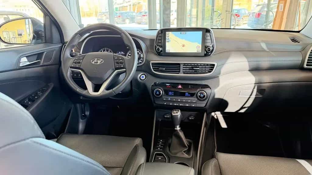 Hyundai TUCSON 1.6 Style 04/2019-photo-26