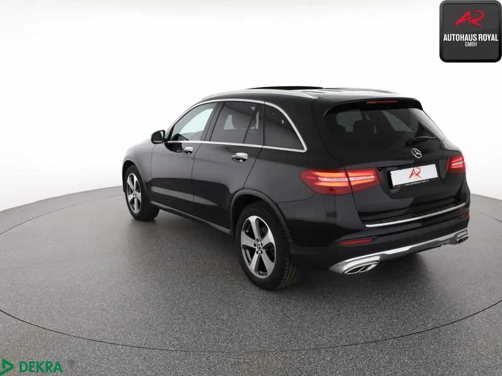 Mercedes-Benz GLC-Class 250 d AMG OFFROAD KEYLESS,LEDILS,STANDHEIZ. 12/2016-photo-2