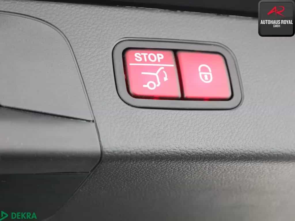 Mercedes-Benz GLC-Class 250 d AMG OFFROAD KEYLESS,LEDILS,STANDHEIZ. 12/2016-photo-23