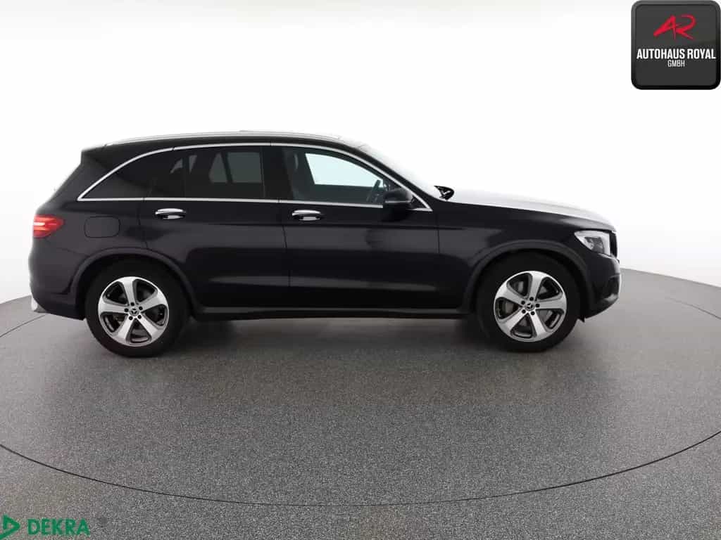 Mercedes-Benz GLC-Class 250 d AMG OFFROAD KEYLESS,LEDILS,STANDHEIZ. 12/2016-photo-5