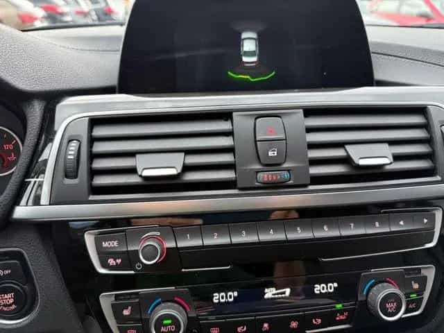 BMW 320 Lim. Luxury Line/Automatik/Leder/Navi/SSD/AHK 06/2018-photo-9