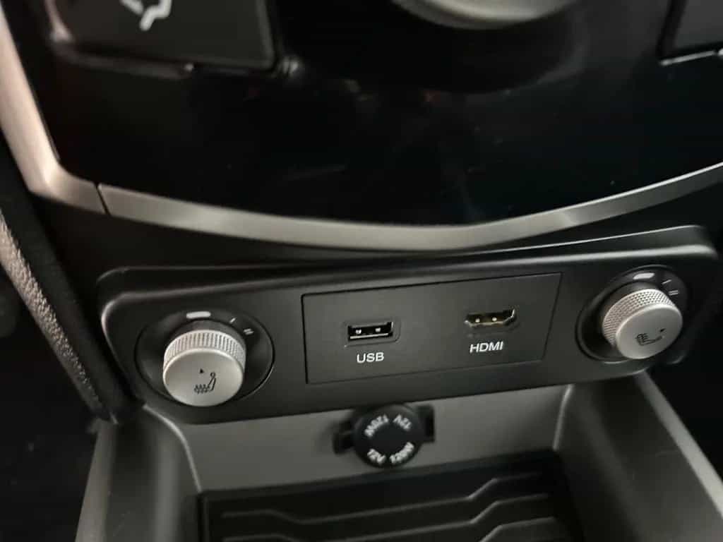 Ssangyong Tivoli 1.6 e-XGi 160 Clever Edition 2WD 11/2018-photo-10
