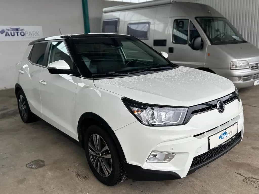 Ssangyong Tivoli 1.6 e-XGi 160 Clever Edition 2WD 11/2018-photo-2