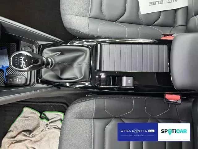 Citroën C4 1.2 PureTech 130 Max *Navi, 11/2023-photo-15