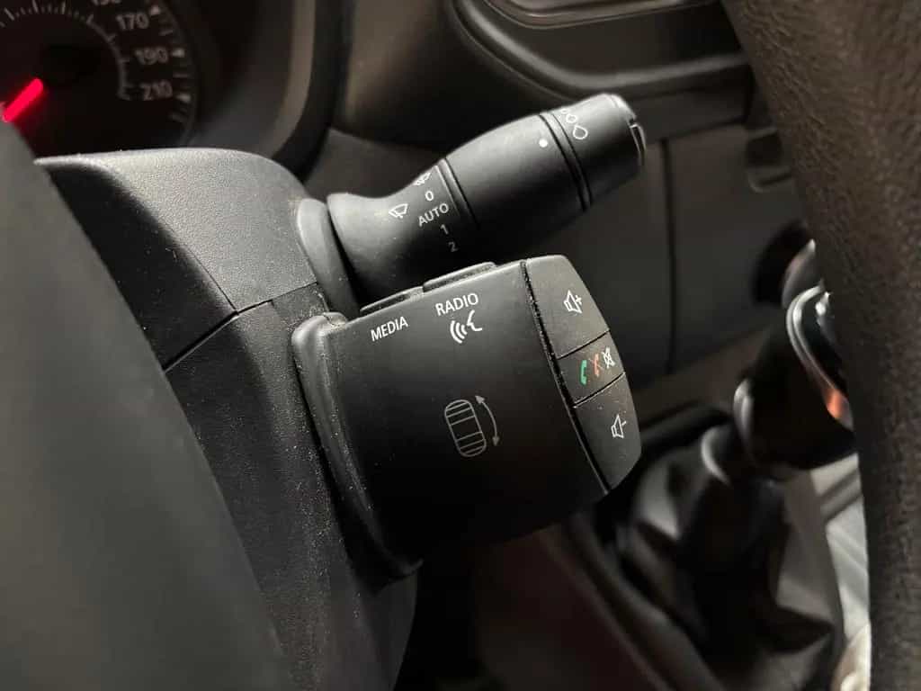 Opel Movano L2H2 Klima Navi 9-Sitzer 07/2021-photo-12