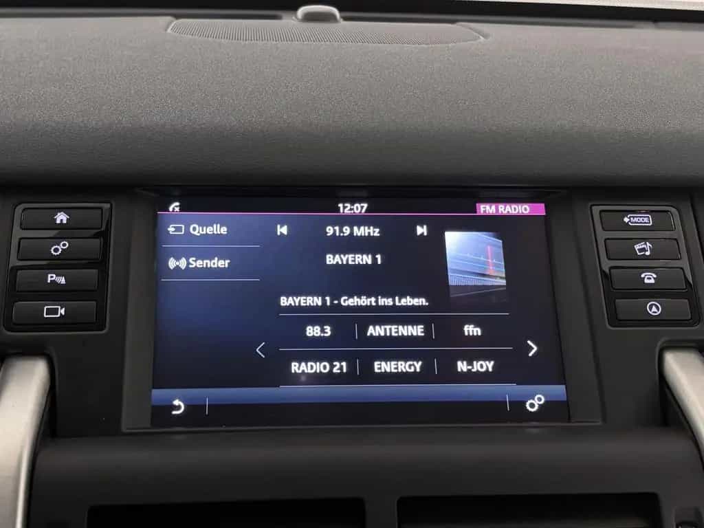 Land Rover Discovery Sport TD 4WD Xenon Leder Navi AHK 1.Hd 10/2016-photo-20