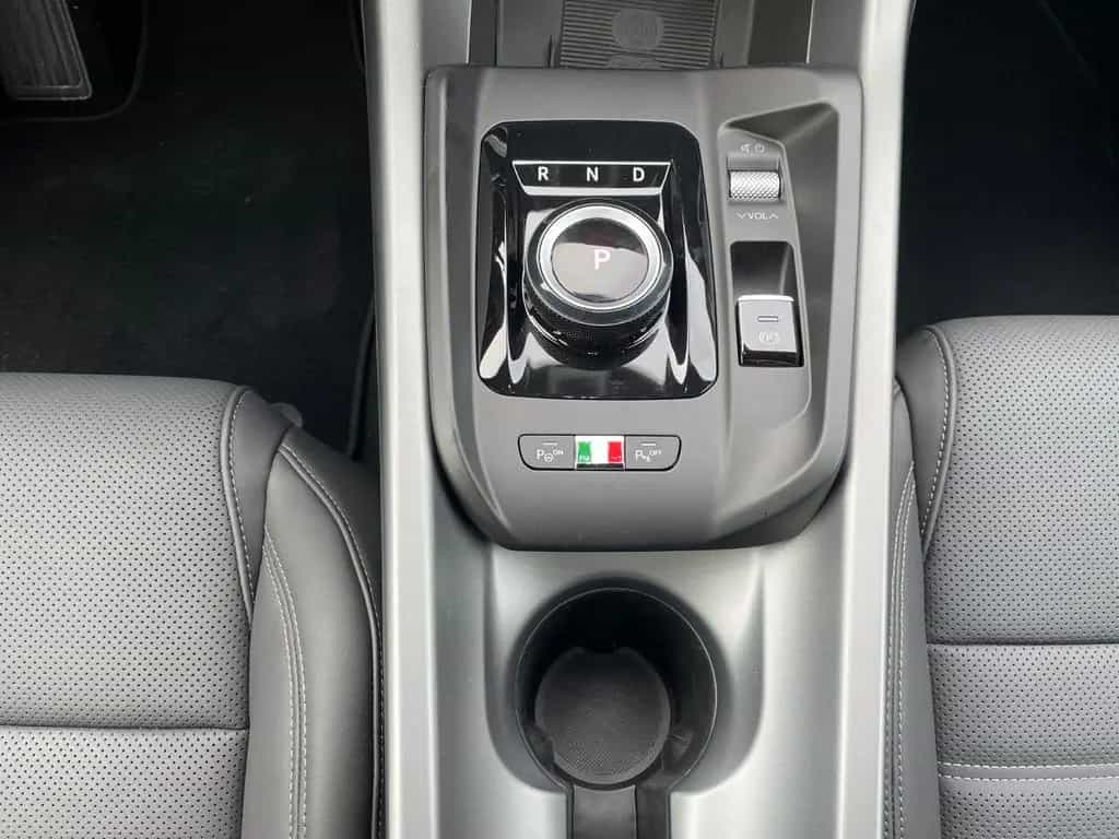 Alfa Romeo Tonale Veloce Ibrida 175 PS 20" NP: 56.465€ 02/2026-photo-16