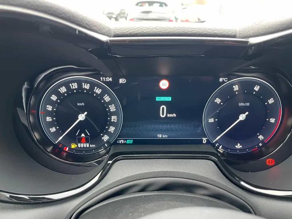 Alfa Romeo Tonale Veloce Ibrida 175 PS 20" NP: 56.465€ 02/2026-photo-28