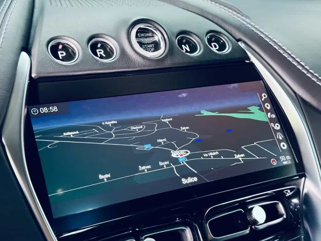 Aston Martin DBX *360*PANO*LUFT*AIR*KEYLESS* 04/2021-photo-26
