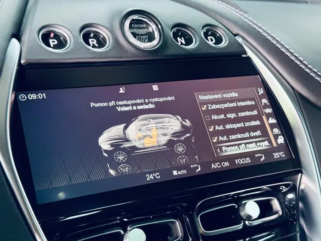 Aston Martin DBX *360*PANO*LUFT*AIR*KEYLESS* 04/2021-photo-34