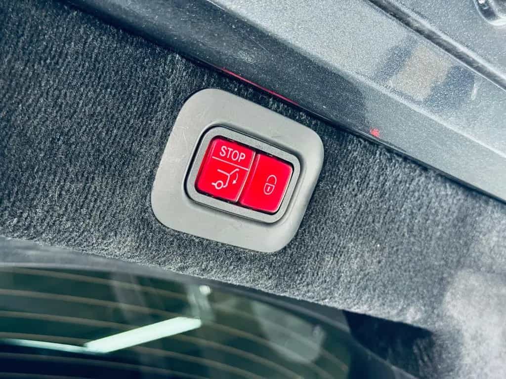 Aston Martin DBX *360*PANO*LUFT*AIR*KEYLESS* 04/2021-photo-43