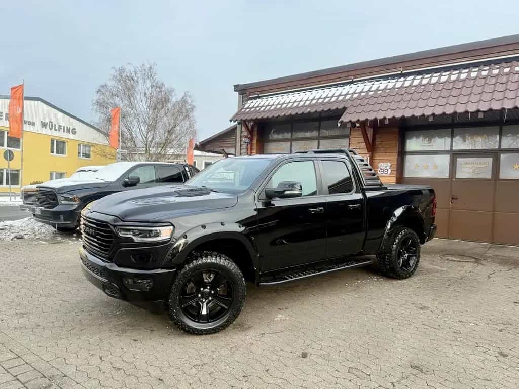 Dodge RAM V8*4X4*SPORT*LIFT*HEADUP*OFFROAD*NAVI*AHK*GARANT 09/2021-photo-1