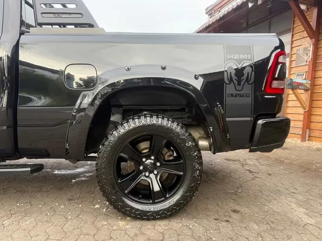 Dodge RAM V8*4X4*SPORT*LIFT*HEADUP*OFFROAD*NAVI*AHK*GARANT 09/2021-photo-33