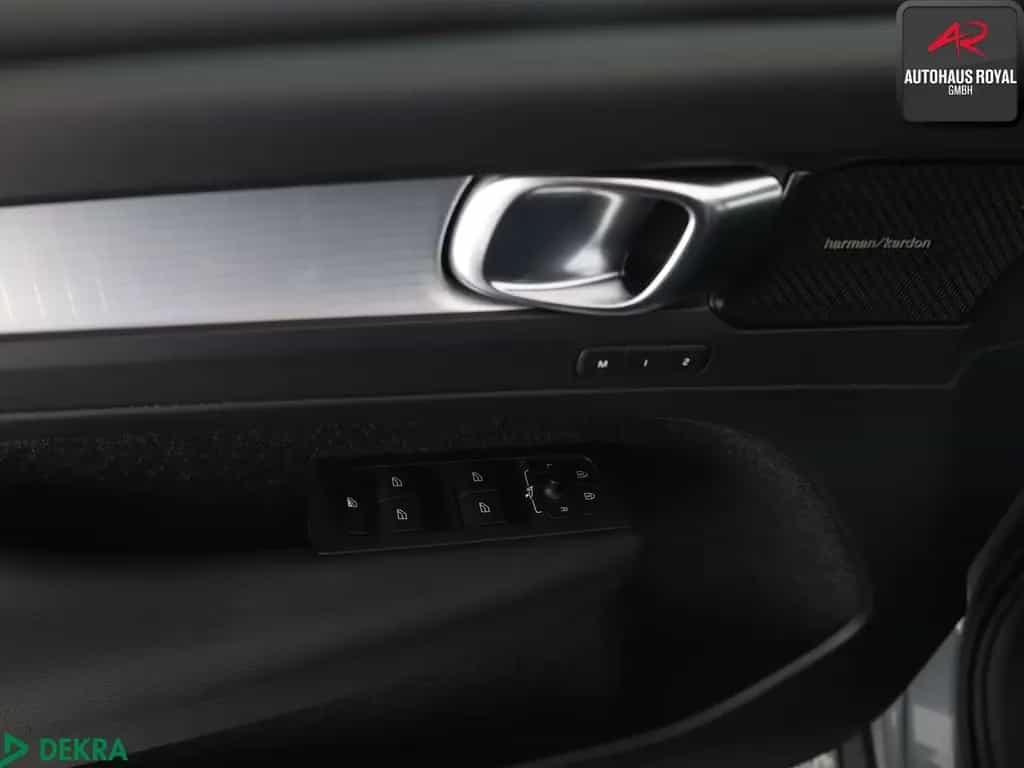 Volvo XC40 XC 40 D4 AWD PANO,FOUR-C,HARMAN/K,ACC,KAMERA, 01/2019-photo-12