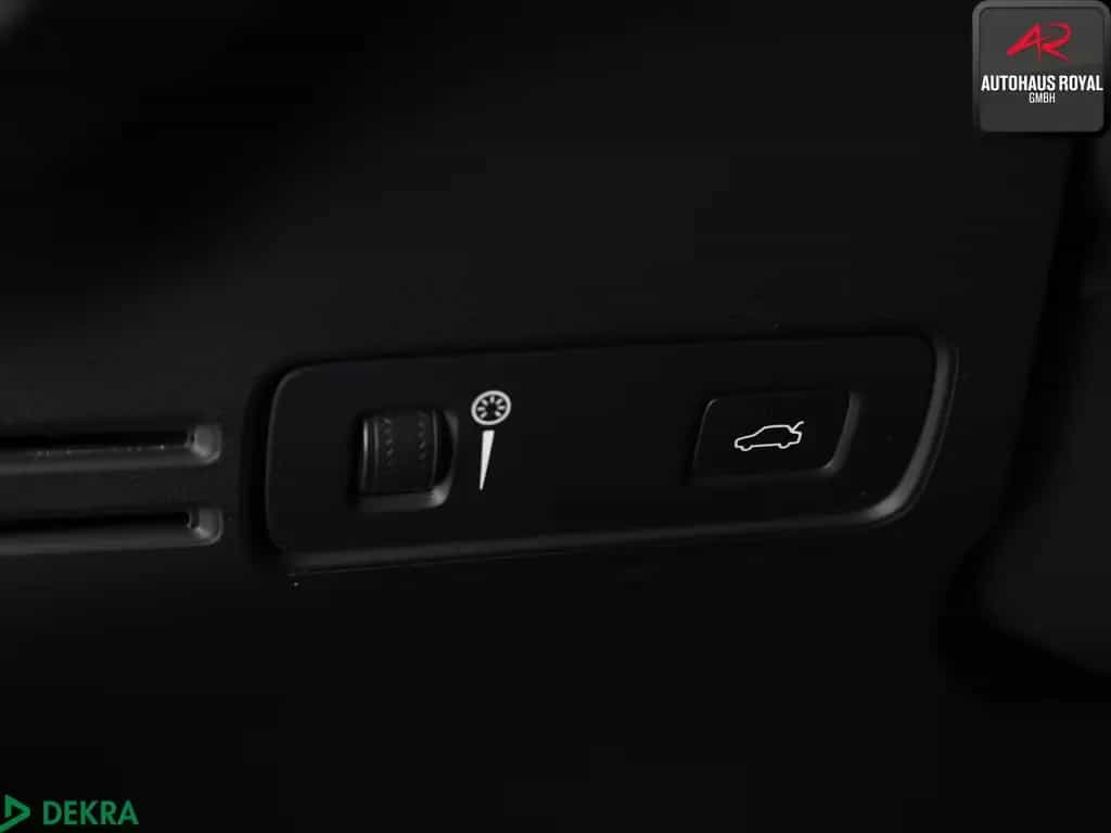 Volvo XC40 XC 40 D4 AWD PANO,FOUR-C,HARMAN/K,ACC,KAMERA, 01/2019-photo-13