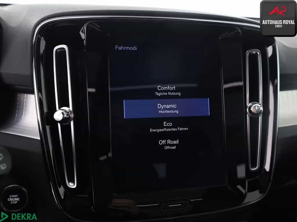 Volvo XC40 XC 40 D4 AWD PANO,FOUR-C,HARMAN/K,ACC,KAMERA, 01/2019-photo-20