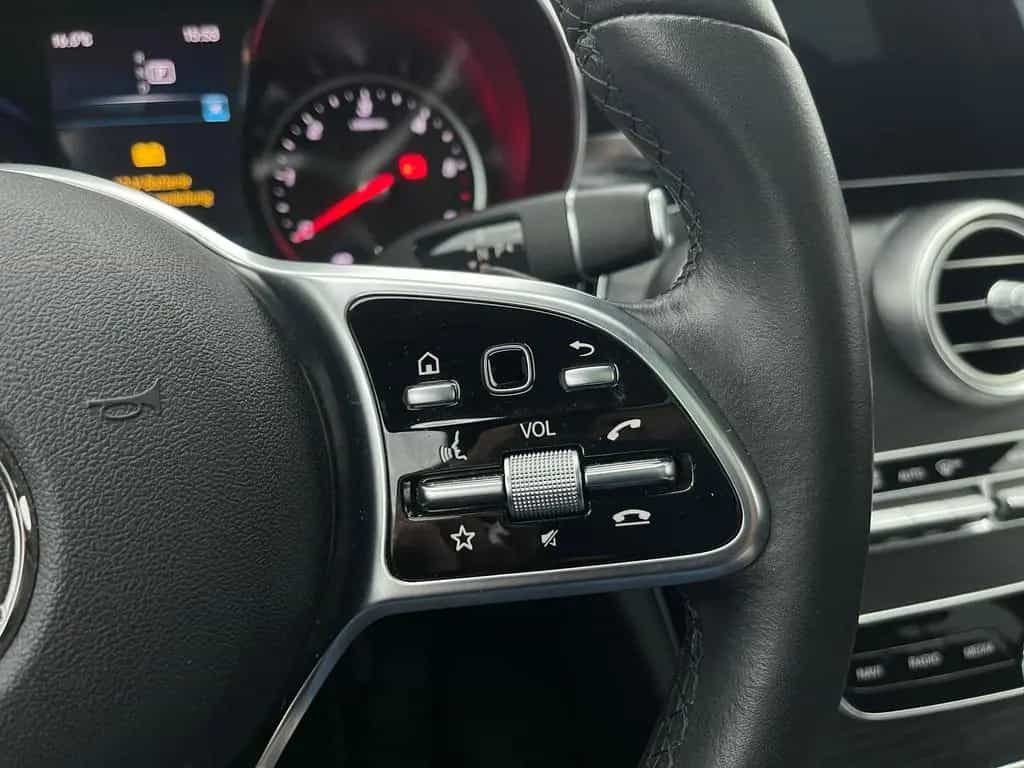 Mercedes-Benz C 300 BURMESTER*PANO*AHK*LED*PDC* 01/2021-photo-20