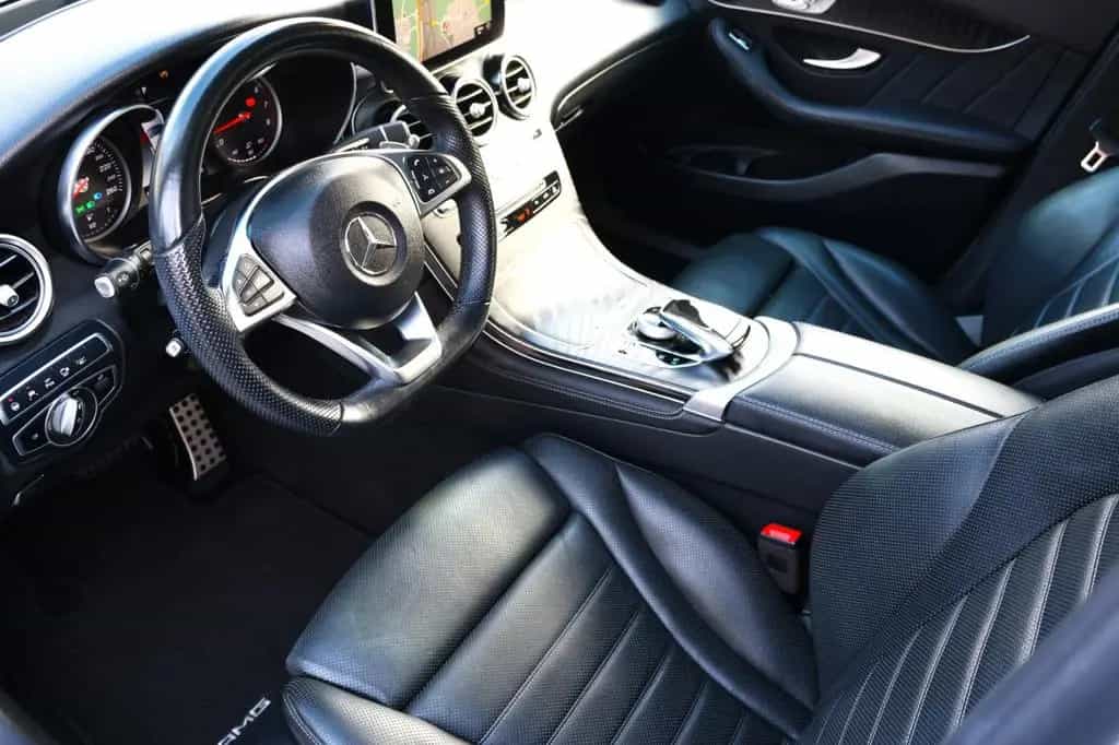 Mercedes-Benz GLC-Class 300 4Matic HeadUp 360° Sitzkühl AHK ACC TOT 10/2018-photo-16