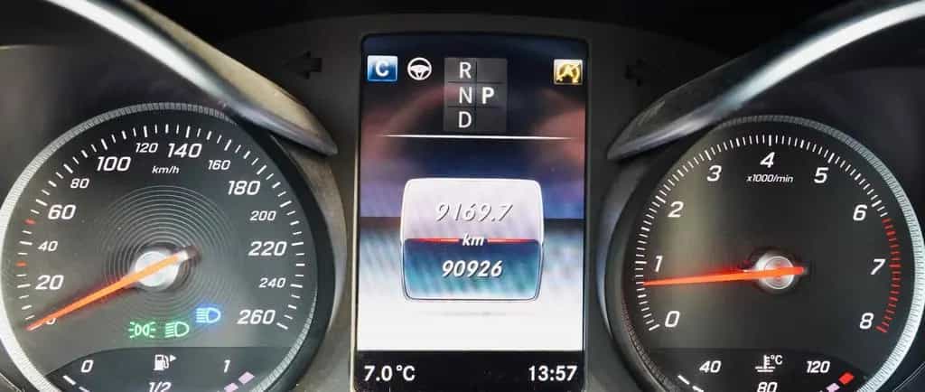 Mercedes-Benz GLC-Class 300 4Matic HeadUp 360° Sitzkühl AHK ACC TOT 10/2018-photo-17