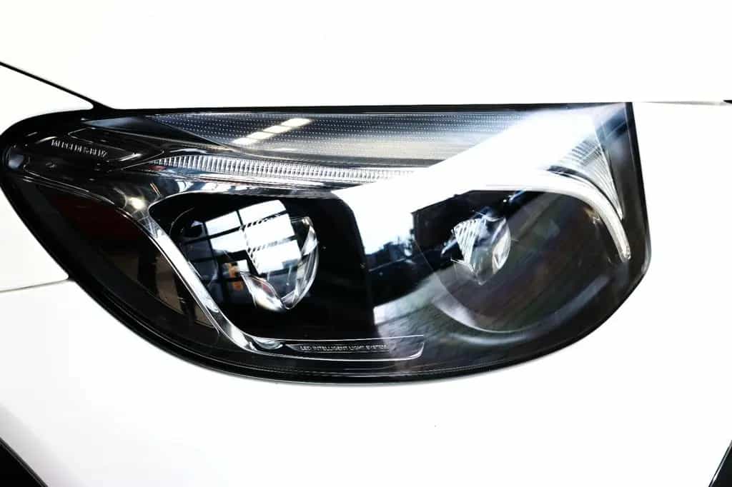 Mercedes-Benz GLC-Class 300 4Matic HeadUp 360° Sitzkühl AHK ACC TOT 10/2018-photo-31