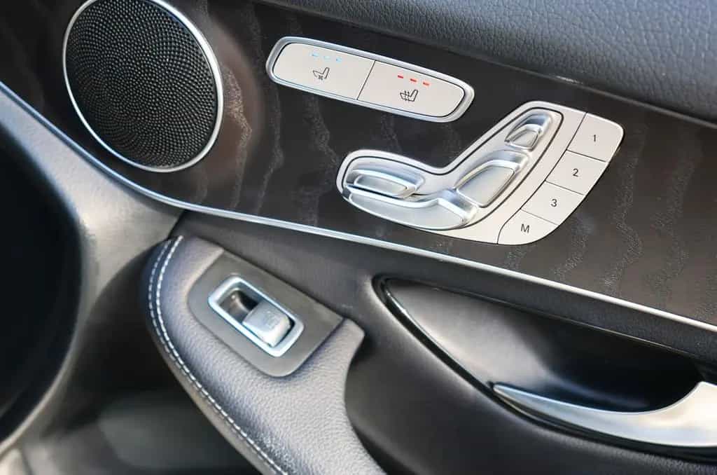 Mercedes-Benz GLC-Class 300 4Matic HeadUp 360° Sitzkühl AHK ACC TOT 10/2018-photo-40