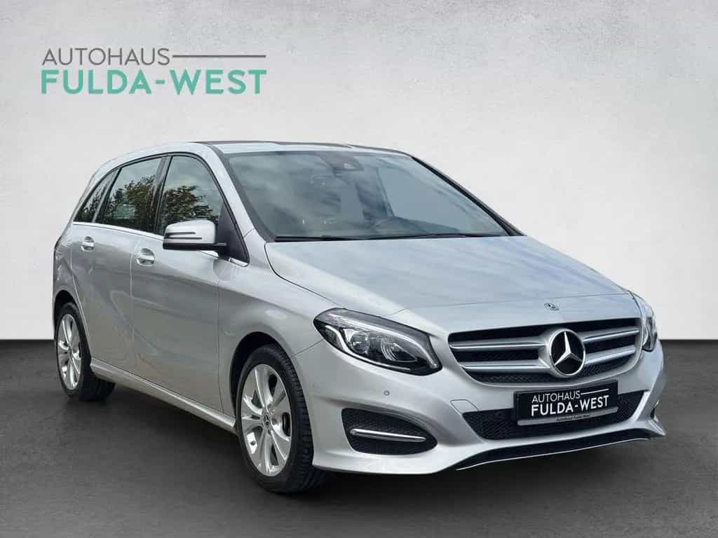 Mercedes-Benz B-Class 200 Aut. LED Navi Kamera Sitzheiz. AHKschwenkb 11/2018-photo-1
