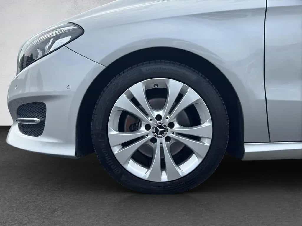 Mercedes-Benz B-Class 200 Aut. LED Navi Kamera Sitzheiz. AHKschwenkb 11/2018-photo-29