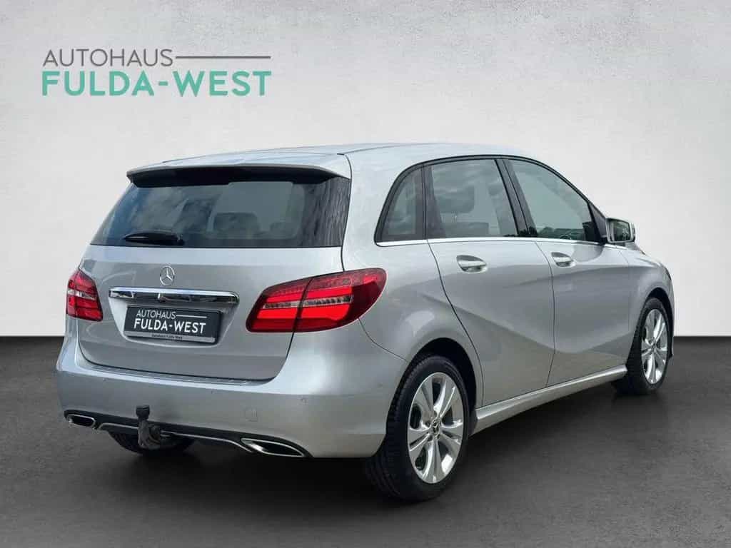 Mercedes-Benz B-Class 200 Aut. LED Navi Kamera Sitzheiz. AHKschwenkb 11/2018-photo-4