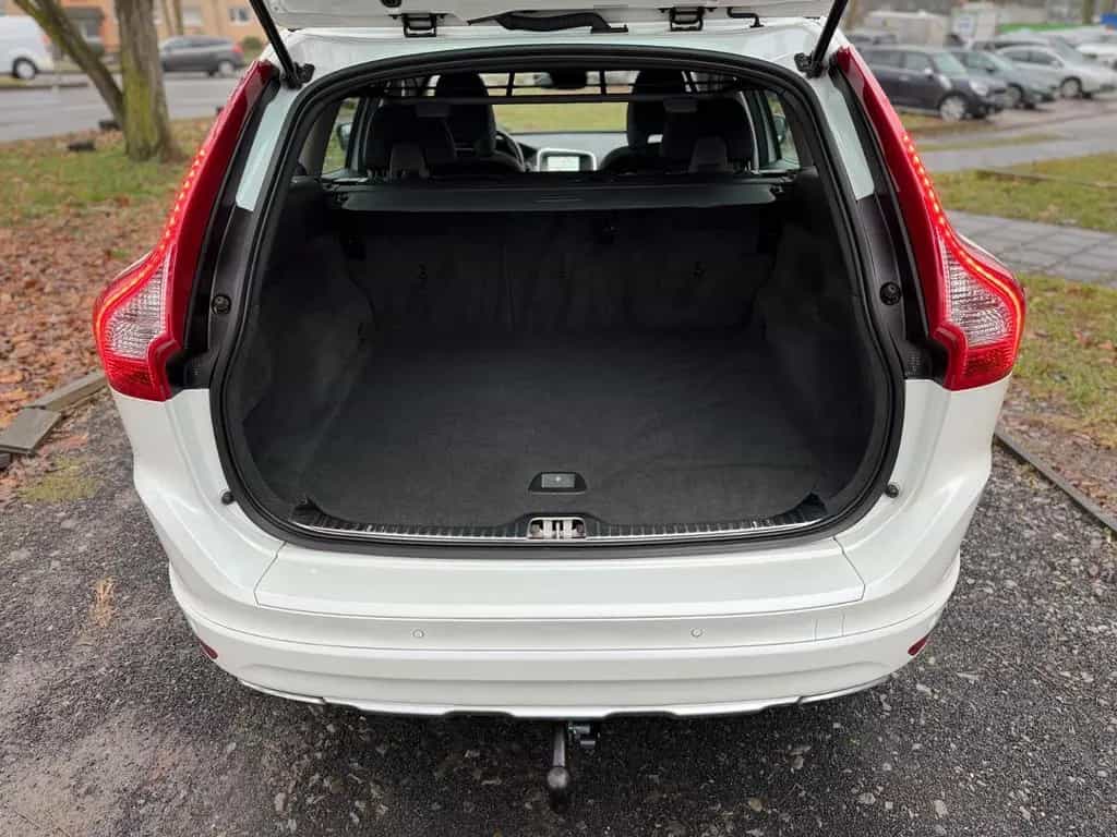 Volvo XC60 Momentum EU6/Panorama/Navi/1.Hand/73.500km 12/2014-photo-15